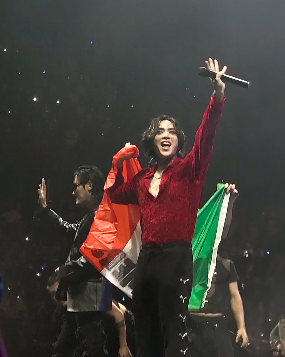 Gizeh_Vip's tweet photo. De los mejores conciertos de mi vida, los amo mucho, los admiro. Gracias por hacer todo con tanto amor y pasiom ❤️🥰 #DPRshouldnotapologize #MexicoLovesDPR #MexicoLovesDPRIAN #MexicoLovesDPRARTIC #MexicoLovesDPRCREAM #MexicoLovesDPRCREW🥰 https://t.co/vbmqAJs2Wh