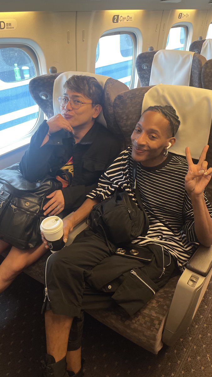 TeamPPN's tweet photo. Precious and Jaida on the way to Osaka 🇯🇵 https://t.co/ZvqS39FBJP