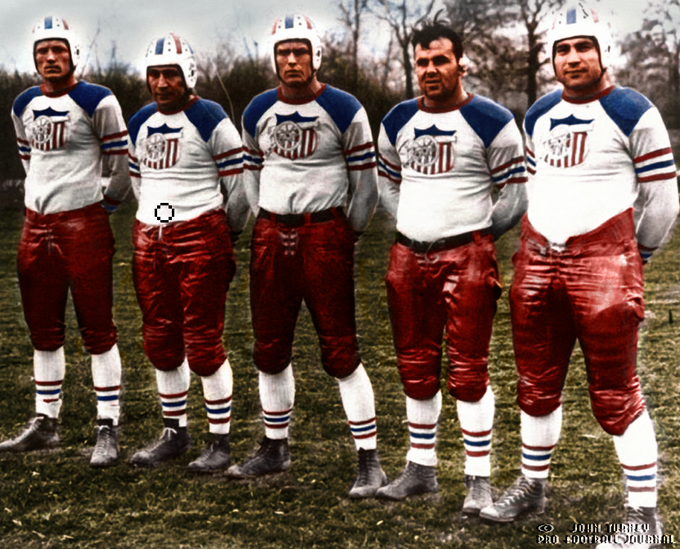 NFL_Journal's tweet photo. St. Louis Gunners
circa 1930s
#NFLColorization #NFLColorizations https://t.co/x4ycIz2C6w