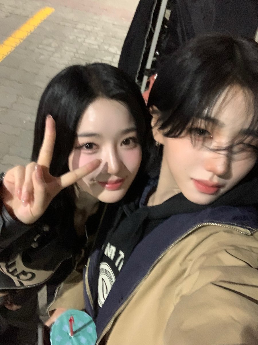 s14updates's tweet photo. 🐺 on 🐰 fromm update https://t.co/jkaeyVdaKj