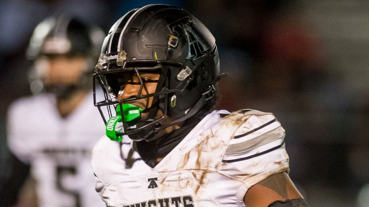 VTCody's tweet image. "A big shoutout to the offensive and defensive lines. Their work helps us create a lot of points."

Turner Ashby crushed Harrisonburg to remain perfect this #DNRFB season (via @magriff123): dnronline.com/sports/level/h…