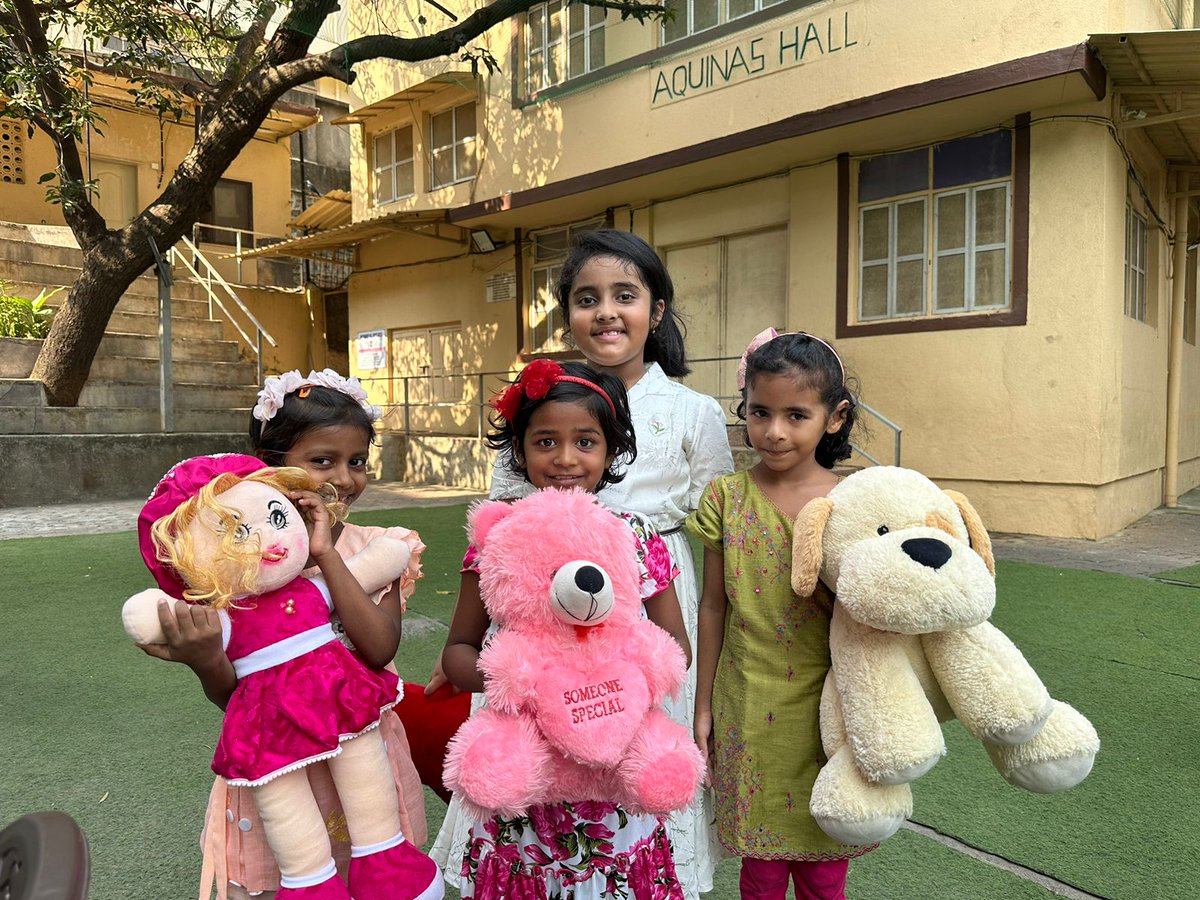 Dear Angel Milana, a very happy birthday to you 🎂🎊🎉💞⭐

You are our shining star and may you always be as colourful and full of life and energy as you are now.

God bless you always with loads of happiness 

#happybirthday