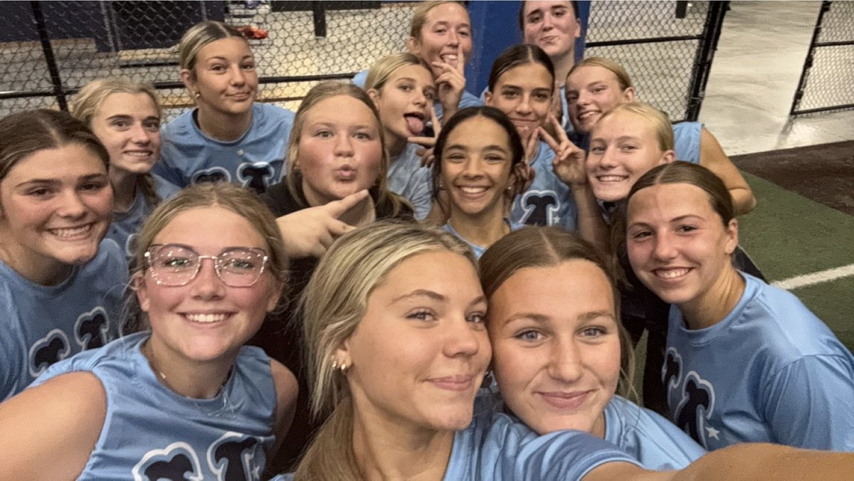 NationalPiatt's tweet photo. IT’S GAMEDAY!!! Last night we took some grounders, some swings and had lots of laughs. Go get em ladies! https://t.co/ZAv5ZUiMON