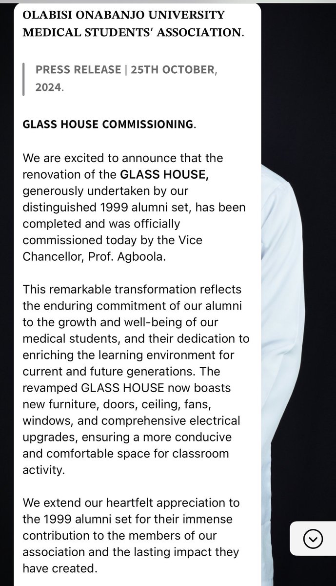 ooumsa_31st's tweet photo. Yesterday, the fully refurbished Glasshouse –the most popular class on campus, and the learning hub for our PathPharm students– was commissioned by the Vice-Chancellor, Prof Agboola.

We express our sincerest gratitude to the 1999 Alumni set for taking up this project ❤️. https://t.co/9pLUjQuqnJ