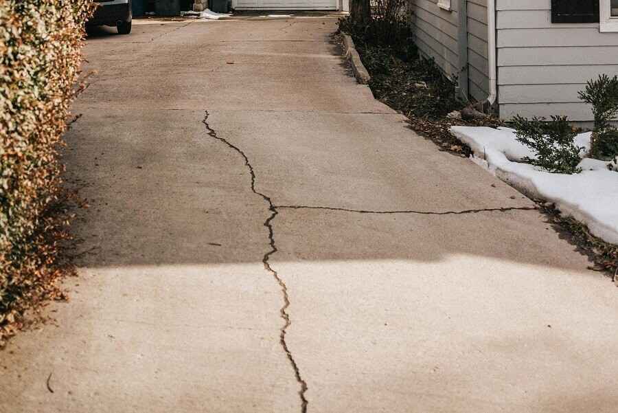 #Repaircracks in your #concretedriveway easily with this step-by-step guide.
🔗topaustraliabusinesses.blogspot.com/2024/10/fix-cr…
Learn simple techniques to maintain smooth, durable surface for years.
#concreterepair #HomeImprovement #hometips