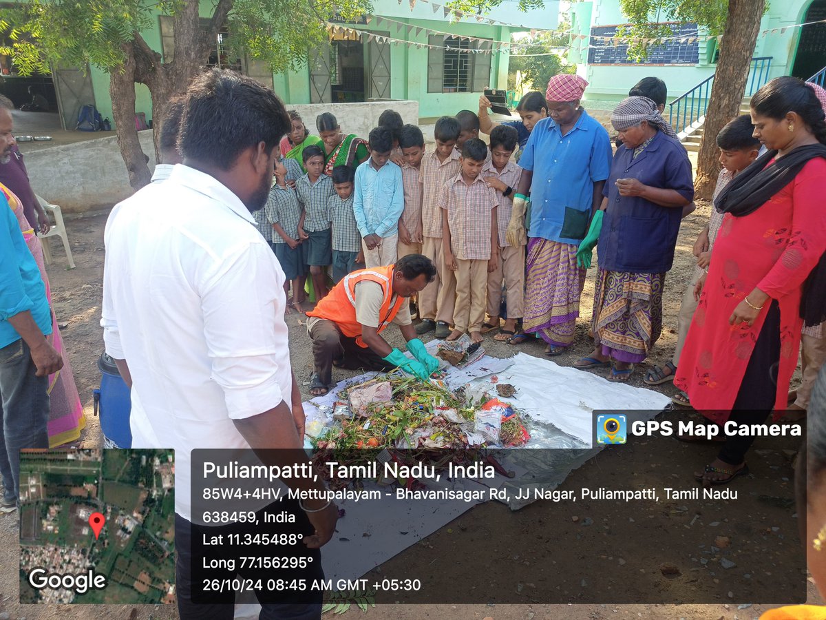 PPMOFFICE1's tweet photo. 26/10/2024 - PMCC - SOURCE SEGREGSTION IN JJ NAGAR MIDDLE SCHOOL AWARENESS ACTIVITIES https://t.co/6D8BGX8oBc