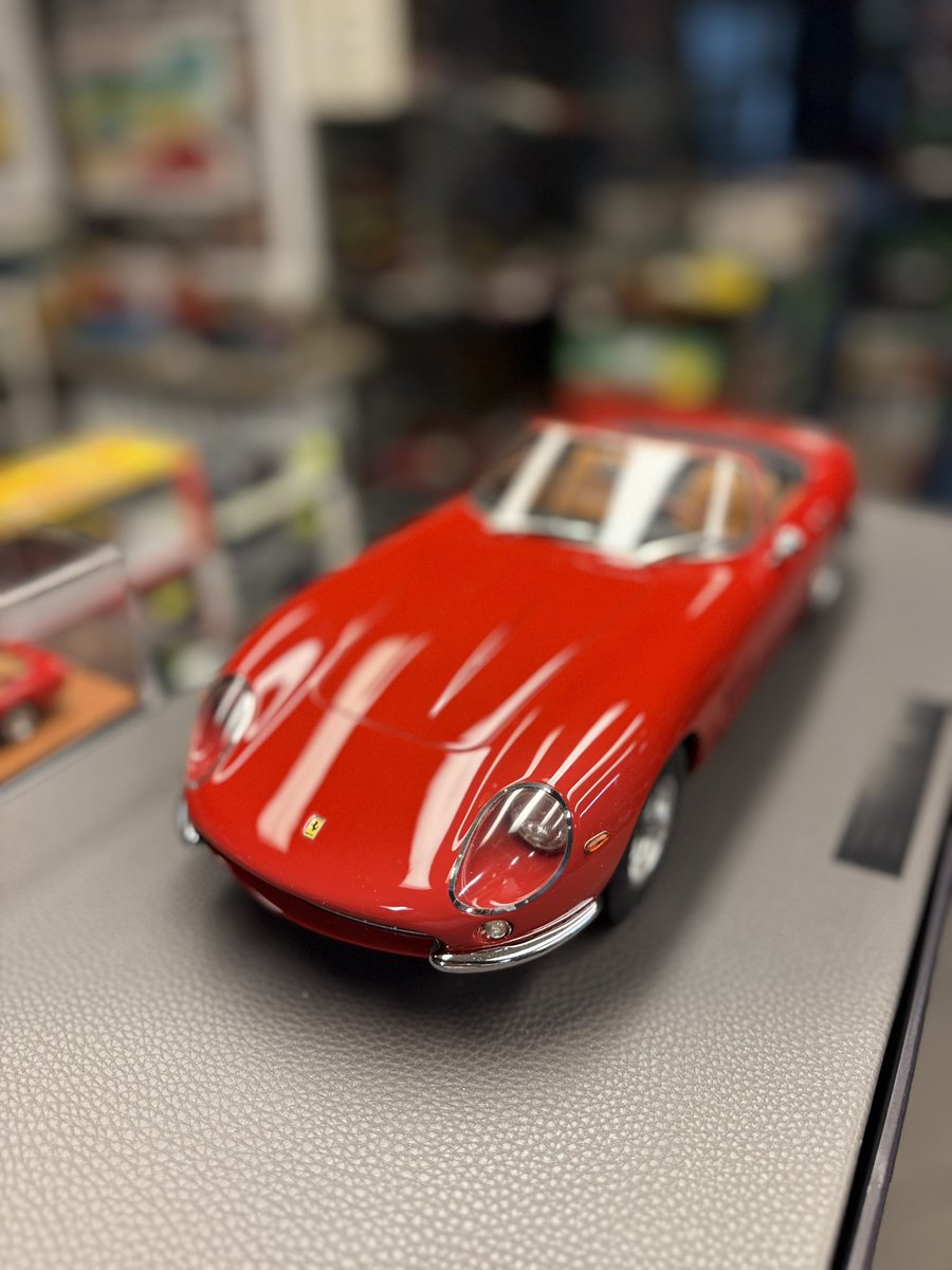 cars_tiny's tweet image. Ferrari 275 GTB4 NART Spyder  1967 limited 100 pcs Top Marques Scala 1:12 #tinycars #ferrari #nart #scala112 #scale112 #diecast #ferrari275 #diecast #model #models #scalemodel