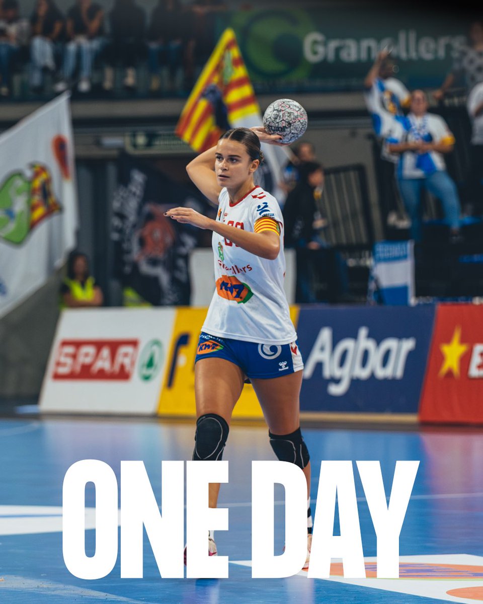 BM Granollers (@bmgranollers) on Twitter photo 🙌🏻🔥Un dia estàs jugant el Torneig 12 h Mini handbol, i l’altre ets la capitana de l’equip i màxima golejadora de la <a href="/IberdrolaDHF/">Liga Guerreras Iberdrola</a> amb 46 dianes. 🔝👏🏻
Que segueixi així <a href="/Martinacb8/">Martina Capdevila Barbany</a> ! 😉
#BMGx80 #OrgullBMG🔵⚪️ 🙌🏻🔥Un dia estàs jugant el Torneig 12 h Mini handbol, i l’altre ets la capitana de l’equip i màxima golejadora de la <a href="/IberdrolaDHF/">Liga Guerreras Iberdrola</a> amb 46 dianes. 🔝👏🏻
Que segueixi així <a href="/Martinacb8/">Martina Capdevila Barbany</a> ! 😉
#BMGx80 #OrgullBMG🔵⚪️