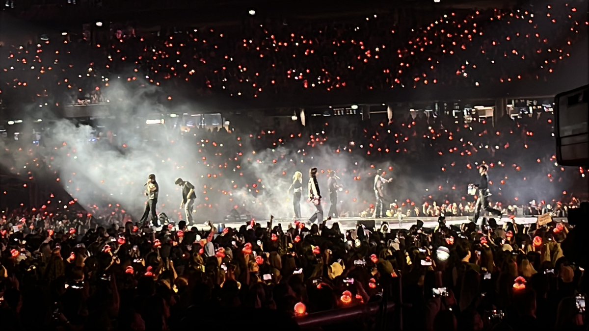 rxcharxgers's tweet image. my skz you’re so big now