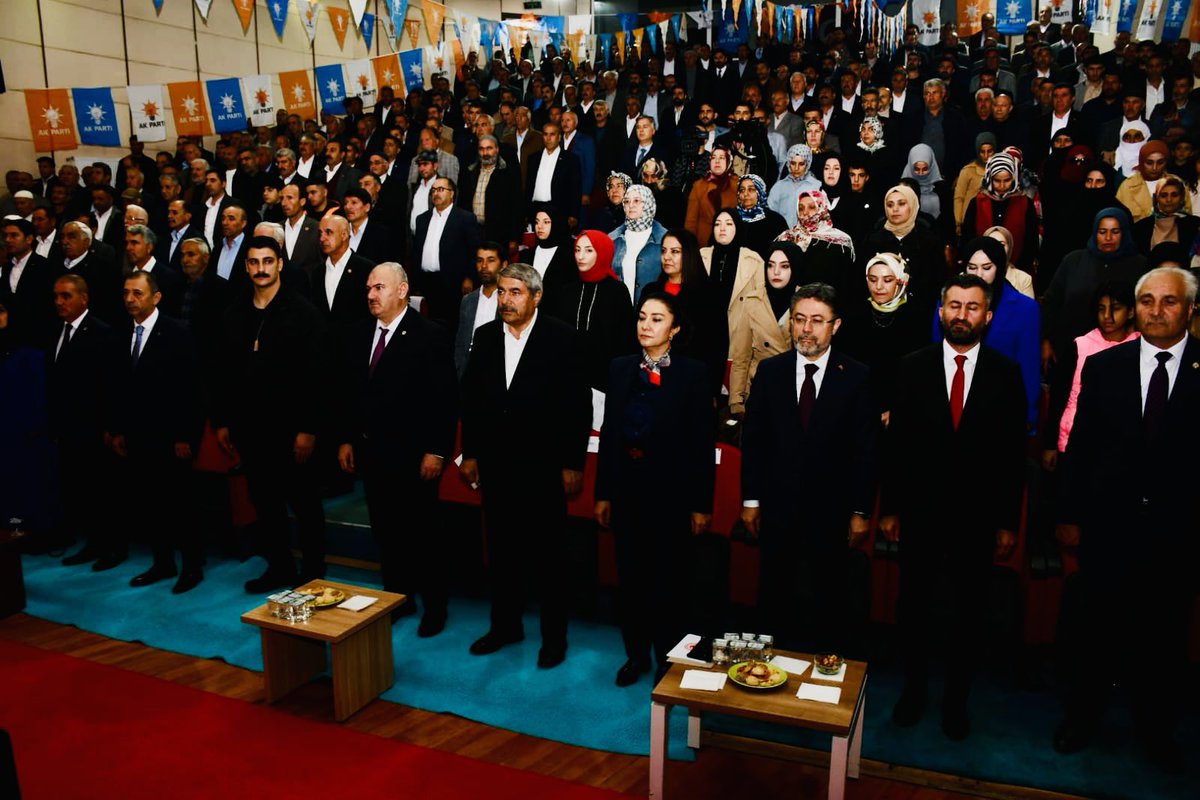 Emrullah_Gur's tweet photo. 📍Ağrı - Patnos

Patnos 8. Olağan İlçe Kongremizi Tarım ve Orman Bakanımız Sayın İbrahim Yumaklı’nın katılımlarıyla büyük bir coşku ve heyecanla gerçekleştirdik. 

İlçe Başkanlığına tekrar seçilen Çetin Taşdemir'i ve yönetimini tebrik eder, başarılar diliyorum… https://t.co/PKsIOgUN1d