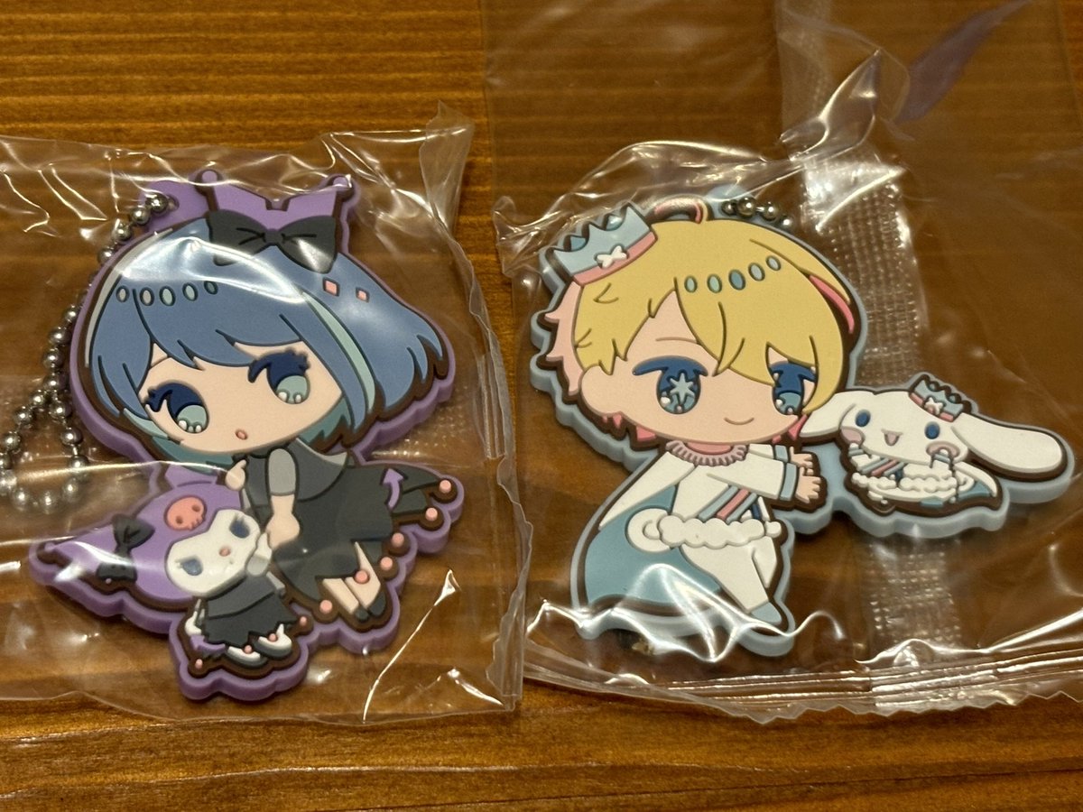 machako_m's tweet photo. サンリオチョコレートマスコットチャーム再販されててやっと買えました！

あと、推しの子×サンリオキャラクターズのガチャガチャ→1回目はあかねちゃん×クロミちゃん、2回目にアクア×シナモンが出ました！ https://t.co/F1f94mbhAJ