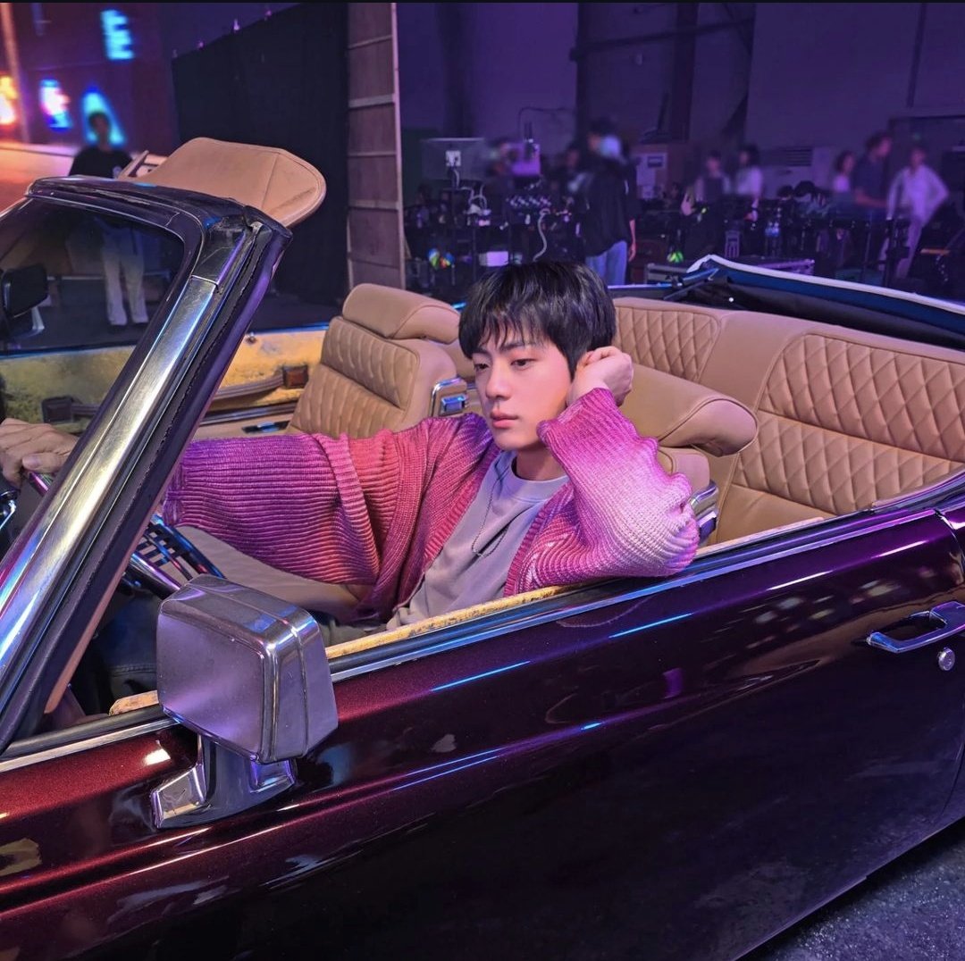 BTS_twt_KSKJIN's tweet photo. https://t.co/95cMKv5zzx