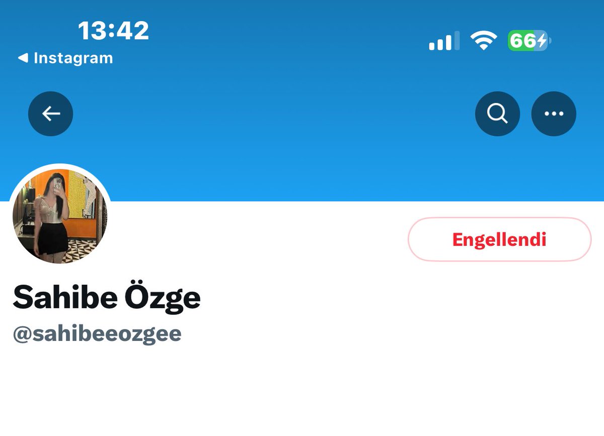 #gebze #fetiş #sahibegebze #gebzesahibe 
Arakadaşlar önden para istiyor ama görüşmeye gelmiyor sonra engelliyor. Küfür edip dolandırıcı. Lütfen inanmayın kanmayın. Çok kişinin canını yaktı.