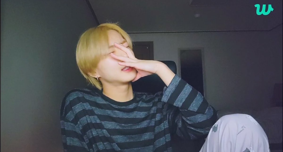 ชั้นรู้สึกสนิทกับเมนมาก ว่างๆนัดเตะบอลกันเว้ยไอ่หนุ่ม