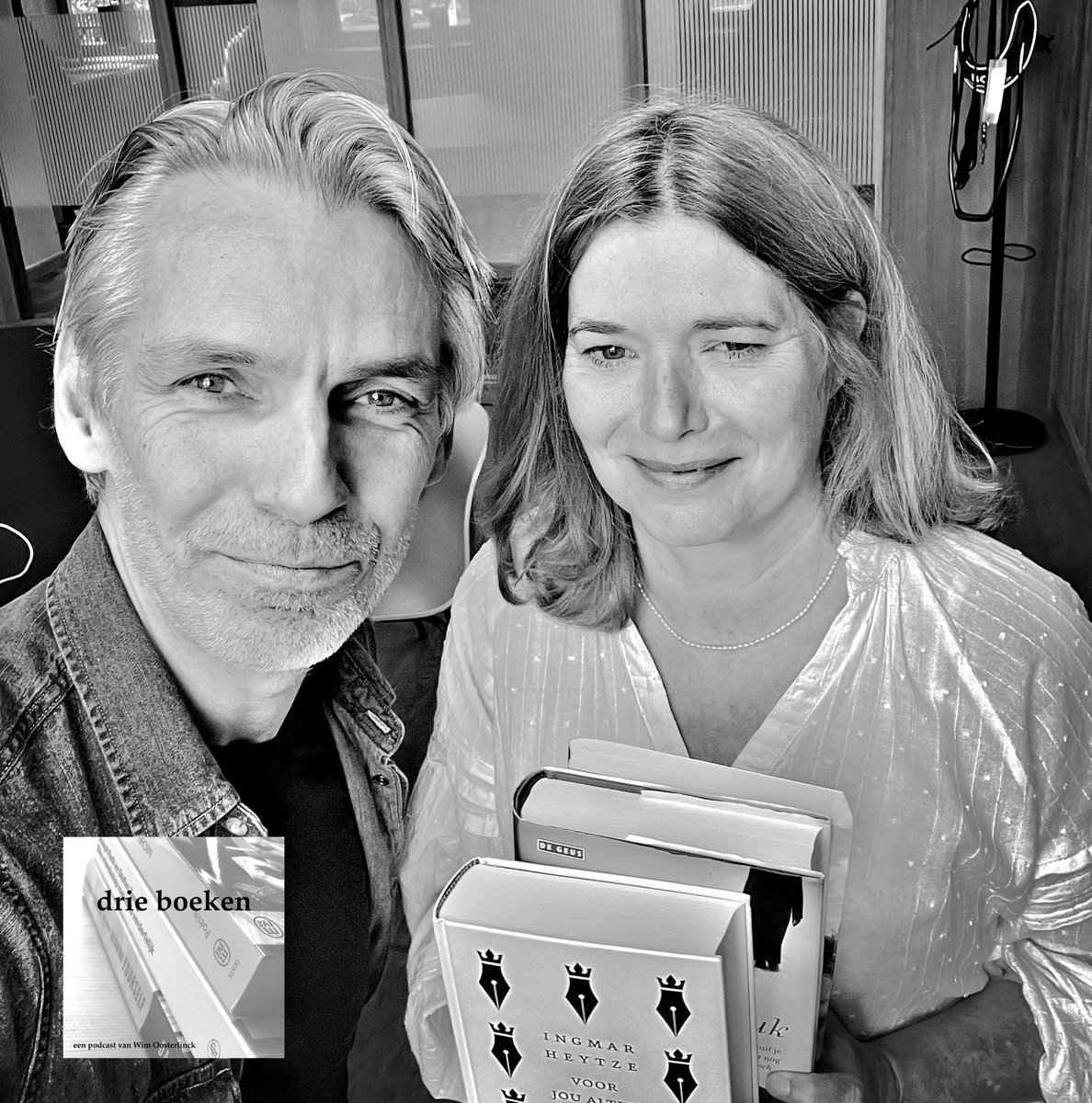 Welke #drieboeken 📚 moeten we gelezen hebben volgens dichter van wacht Kathleen Boogmans? Hoe ze als slechtziende persoon haar grote liefde voor lezen invult.

Luister hier naar aflevering 262 van de podcast: wimoosterlinck.wpcomstaging.com/2024/10/22/dri…