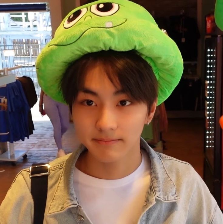 Uwon ★ tweet media