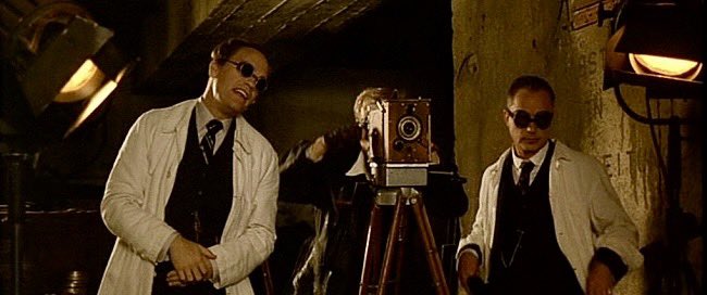 paul_brenner's tweet image. MOVIE QUOTE OF THE DAY:
 “If it’s not in the frame it doesn’t exist.”
John Malkovich in Shadow of the Vampire
#ShadowOfTheVampire #EEliasMerhige #StevenKatz #JohnMalkovich  #moviequotes 
#MovieQuoteOfTheDay