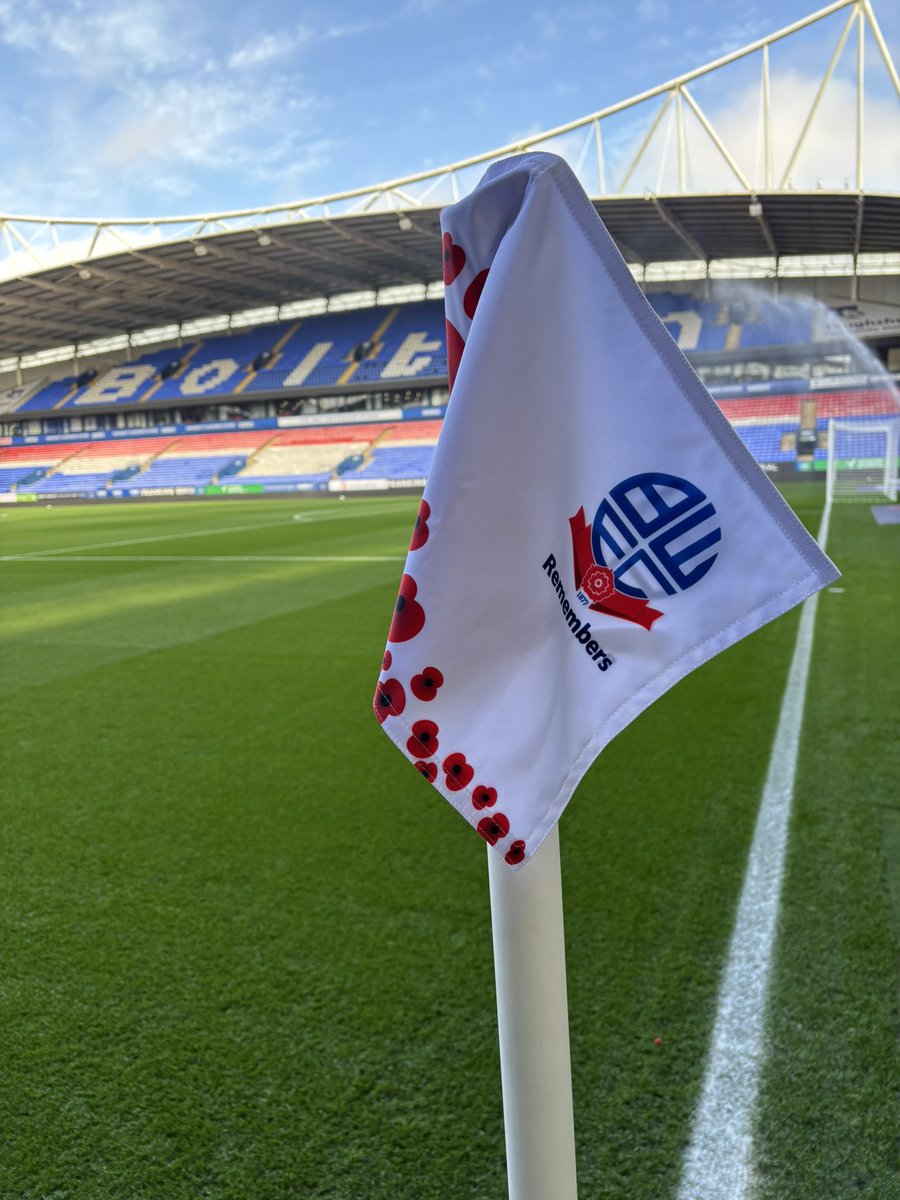 Charnley7's tweet photo. Remembrance Game ‘24 
2 games in 7 days but pitch holding up well #bwfc 
@boltontedd @lewis_knowles https://t.co/rDBIhIjICl
