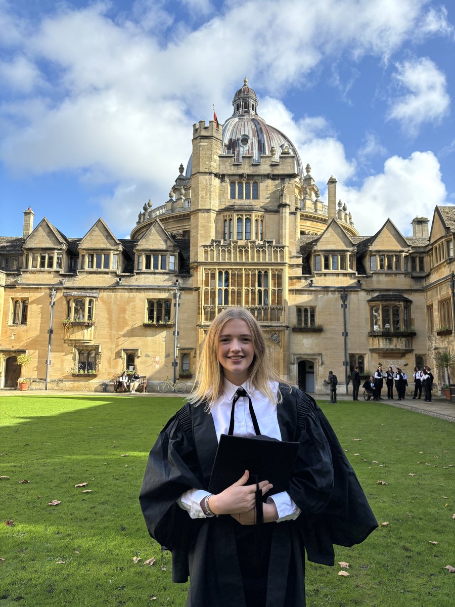 A week ago I matriculated as an undergraduate at <a href="/UniofOxford/">University of Oxford</a> - can’t quite believe I’m here, I am feeling so grateful 🫶