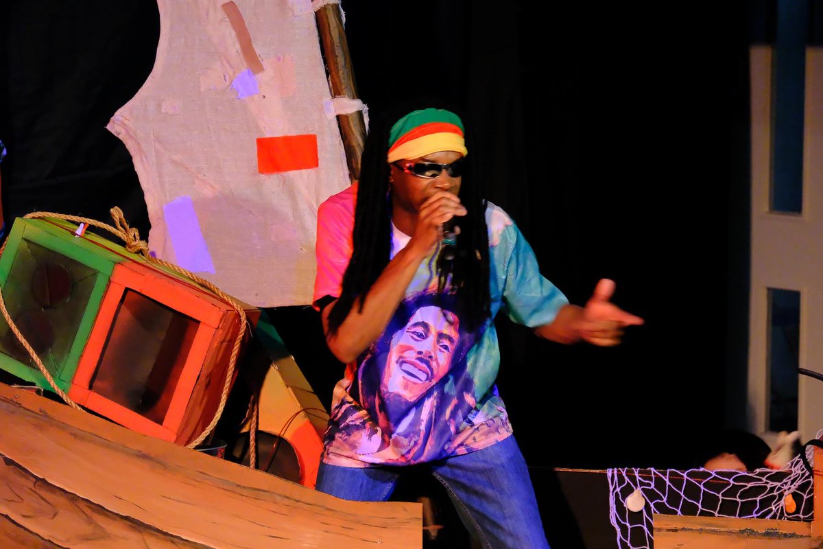 SponProdsTC's tweet image. There are just FOUR chances left to catch our magical #LITTLEMERMAID show at the #SydenhamCentre today Sat 26 Oct &amp;amp; tomorrow Sun 27 Oct! A few seats left at all remaining performances (2 &amp;amp; 3.30 each day) advance booking recommended! Suitable for all ages!  spontaneousproductions.co.uk/events/the-lit…