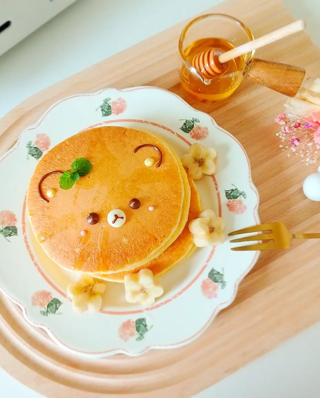 Pancakes with honey by nagachan.rilakkuma_cafe