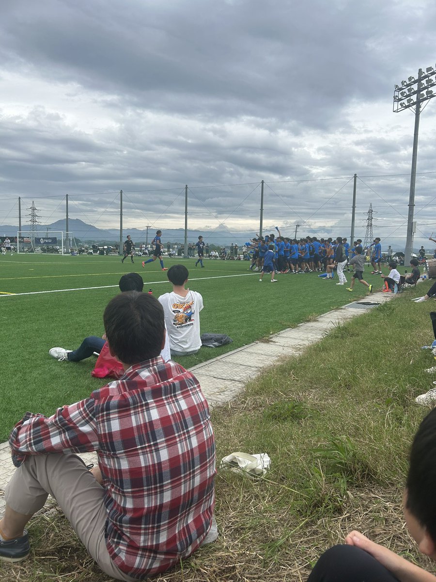 ohzu_football's tweet photo. プレミアリーグWEST  12節※延期分

試合終了

大津5-0ヴィッセル神戸U-18

得点者:たすく 曽山  俺の景司　岩中　福島

勝利必須の直近3試合から引分けでも良い試合になりパフォーマンスも大きく向上。ザ・今年の大津サッカーで圧勝！
優勝マジックを3（実質2）とし優勝をほぼ確定させた🔥

19/22 https://t.co/GFBrbPXVJc