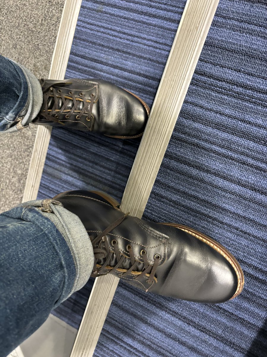 courageous1257's tweet photo. 今年も横浜アリーナ来た！
センター１列目

申し訳程度に今日の9060添えときます https://t.co/EU3MeGMReg