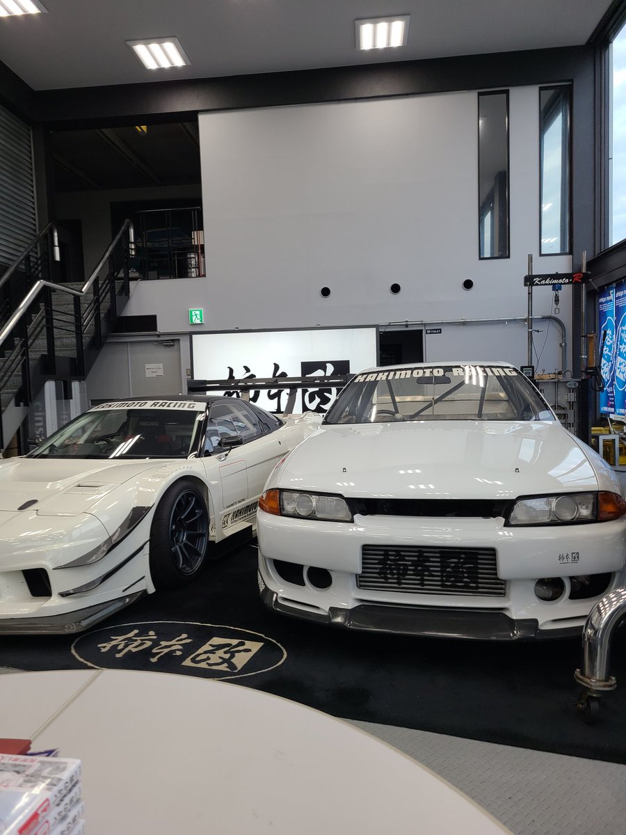 Jackpod4649's tweet photo. さぁ私は今何のお店に来てるでしょうか？(バレバレ) https://t.co/xcVcSKlA6L