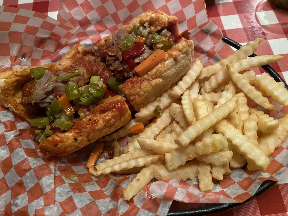 Chicago Tafia ๐ด๓ ง๓ ข๓ ท๓ ฌ๓ ณ๓ ฟ ๐ช๐บ ๐บ๐ธ (@chicagotafia) on Twitter photo After that filthy Sonoran hot dog in Phoenix, the first order of business back in the Land of Lincoln was to get a decent Italian beef combo at <a href="/AureliosPizza/">Aurelios Pizza</a> to wash away that horrid experience. After that filthy Sonoran hot dog in Phoenix, the first order of business back in the Land of Lincoln was to get a decent Italian beef combo at <a href="/AureliosPizza/">Aurelios Pizza</a> to wash away that horrid experience.