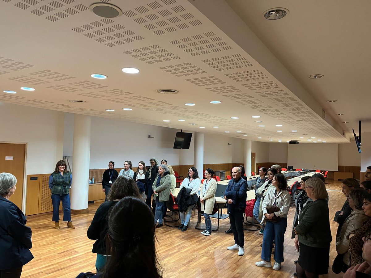 celine_oudry's tweet image. 🏥 Cette semaine, l’au revoir officiel à mes #directrices, #directeur et à mes #collègues.

💐 Émotion après 9 années passionnantes !

🗓️ 🚀 Le 4 novembre, nouvelle aventure sur un autre site… 

#RH #RelationsSociales #DialogueSocial #ServicePublic #FPH #Tours #JAiChoisiLeCHRU