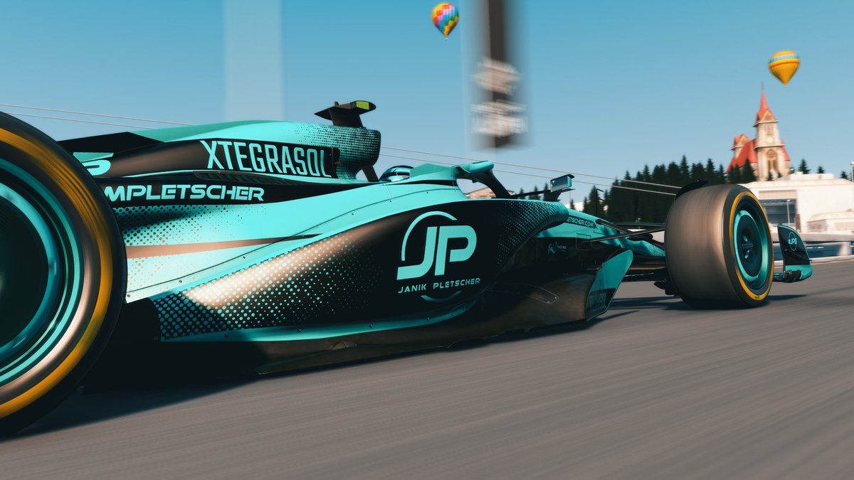 JanikPletscher's tweet photo. It‘s Raceday! 🏁🏎️

#racingunleashed #simracing #f1 #racingdriver #simracer #mypassion #barcelona #jp5 #teampletscher https://t.co/JeOOIqxsd3