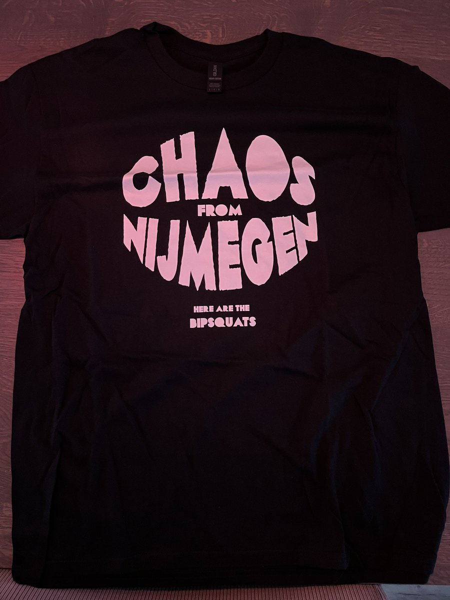 HaroldBastiaans's tweet image. In da house #Shirt #Bips #Squats #punk #Skins #Chaos #Nijmegen