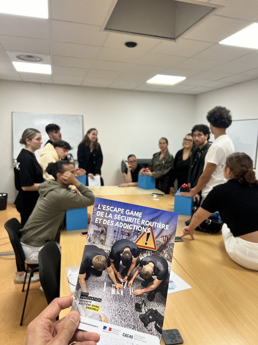 4 séminaires de formation <a href="/GADDICTIONfr/">G-ADDICTION Jeunesse citoyenne</a> en 2 mois !

Mieux formés, plus soudés :
✅ réalité virtuelle et théâtre-forum
✅ modules participatifs et montée en compétences 
✅ teambuilding et pauses musicales, sessions guitare 
✅ training en binômes et kahoot collectif.