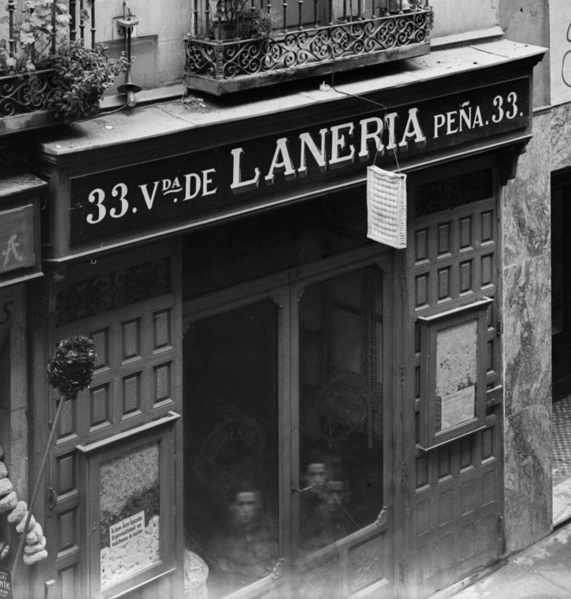 mixdevil66's tweet photo. Los fantasmas del pasado, según Luis Lladó. https://t.co/9zgbYgbb6B