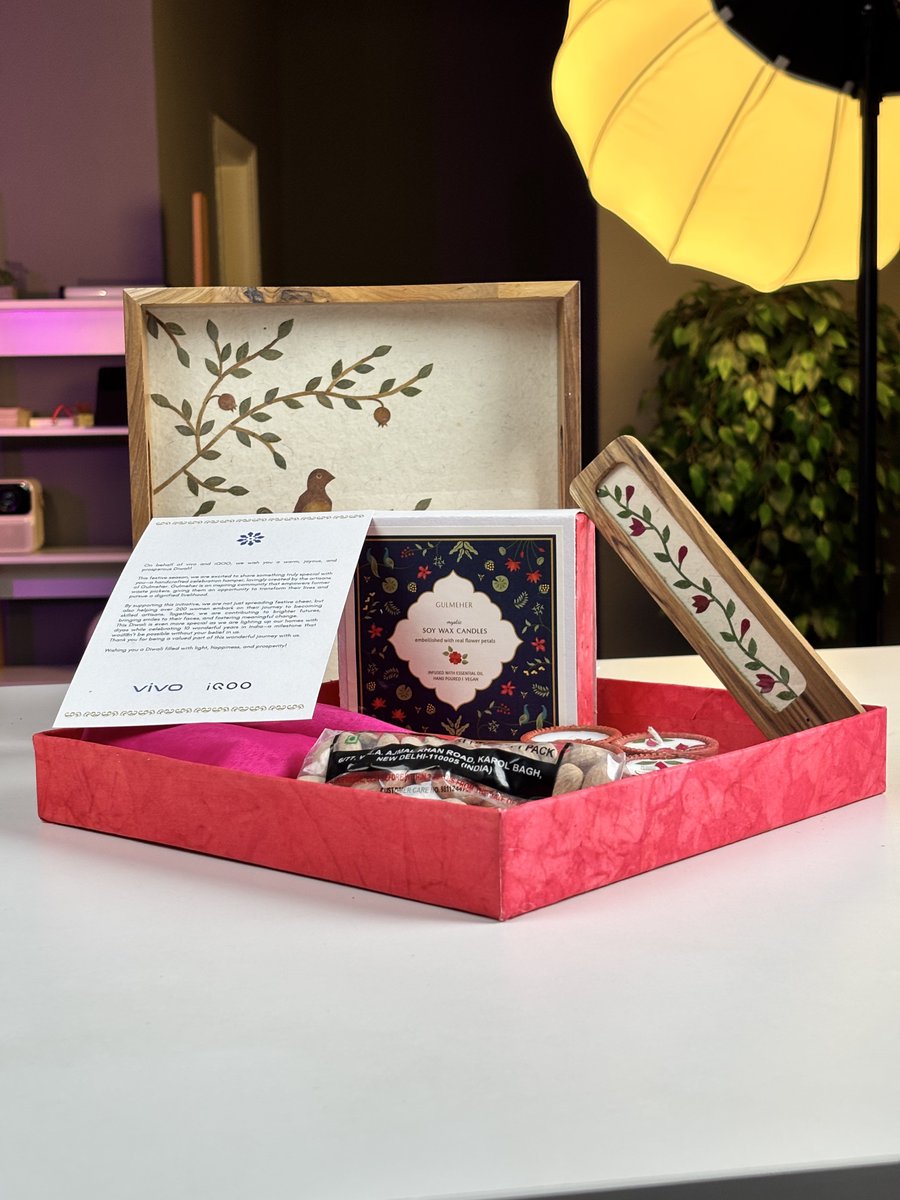 Thanks <a href="/Vivo_India/">vivo India</a> and <a href="/IqooInd/">iQOO India</a> for the Diwali wishes 😍