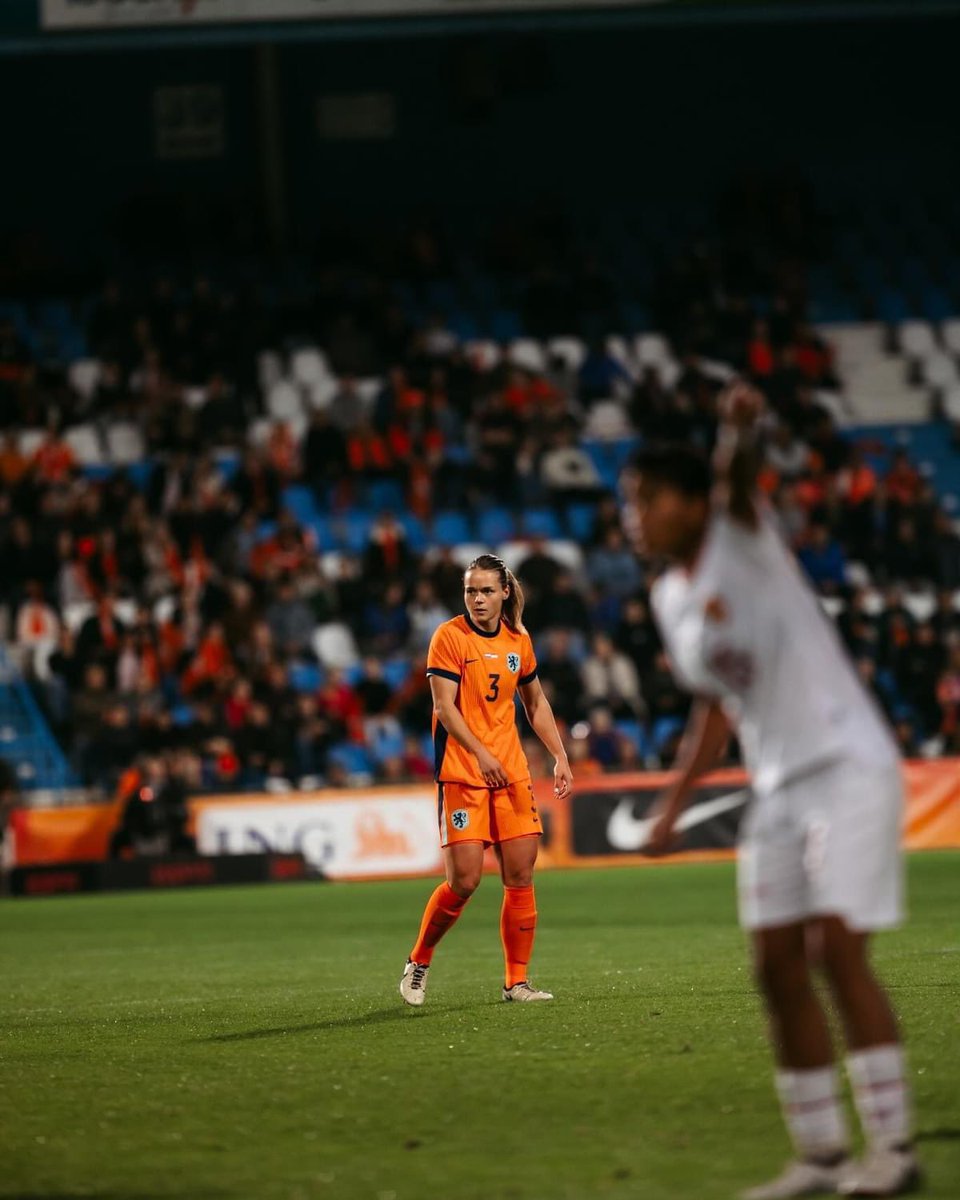 Trots! 🧡

Ilse van der Zanden maakte gister haar debuut bij de Oranje Leeuwinnen! 🦁