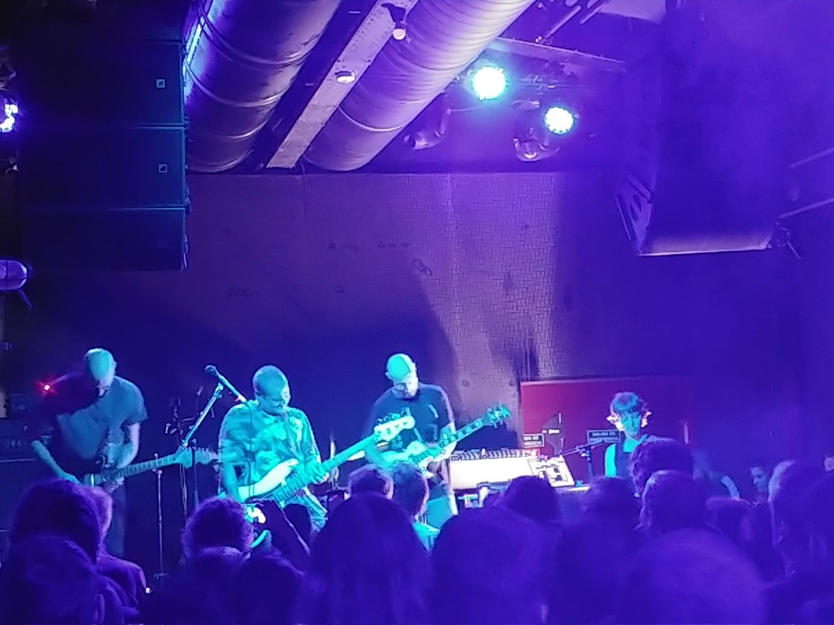 Llenazo total para despedir a <a href="/boirapostrock/">Böira</a> , se les echará de menos