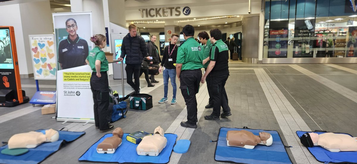 SarahJ_PC18's tweet photo. Setting up #startaheart stall for St.John Ambulance @ Birmingham New St. Come alomg, say hi &amp; Start one of our Resus Annies heart. #stjohnambulance #startaheart #restartaheart #firstaidsaveslives @stjohnambulance @birmingham @birmingham_live https://t.co/qAlS0BPPLh