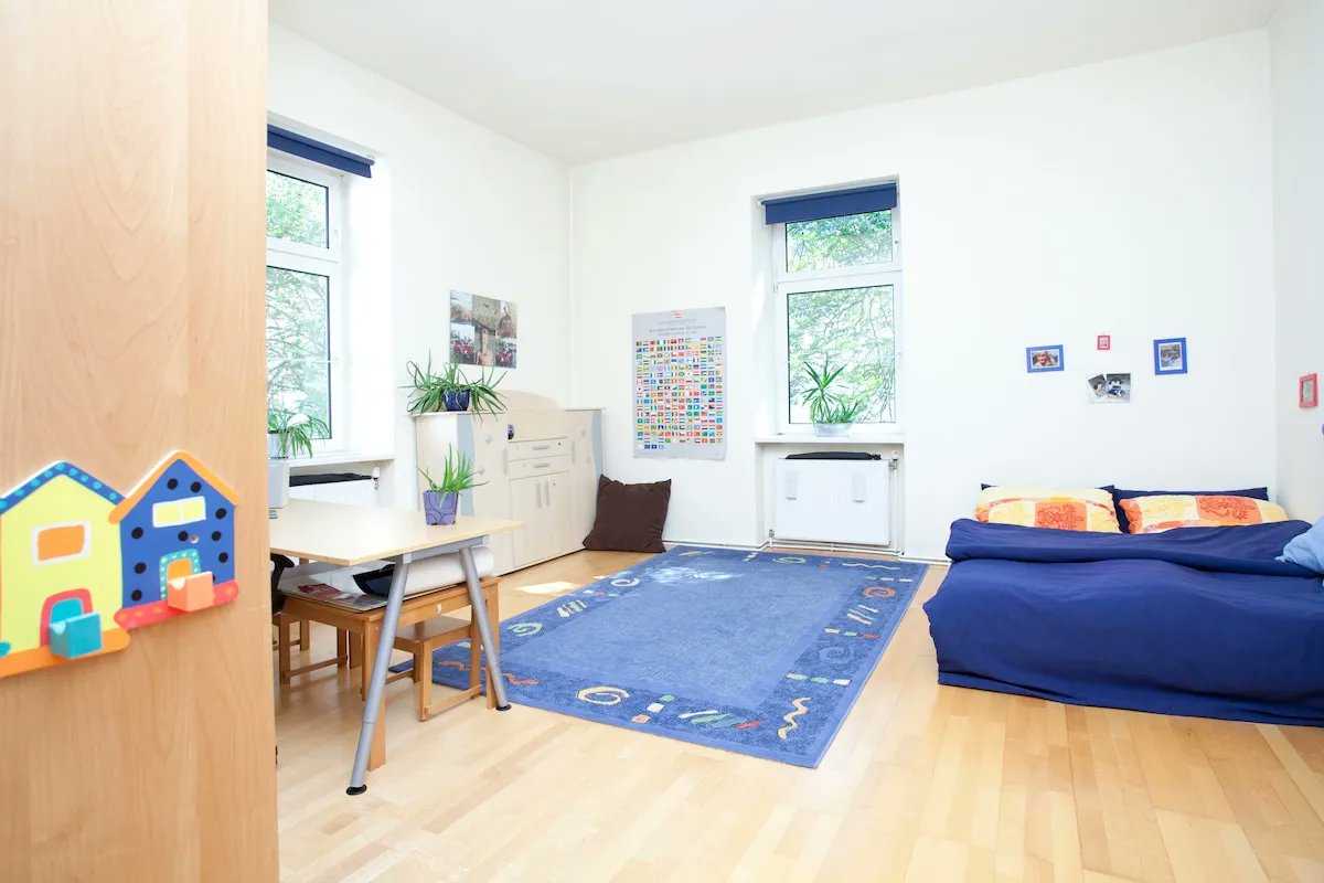 DtravelDAO's tweet photo. Cozy City Apartments Vienna just launched a new booking site and added their listings in Austria to the Dtravel network.

Book peer-to-peer with crypto and earn $TRVL: https://t.co/36tBNiPce6

#PoweredbyDtravel #NiteProtocol #DePIN #RWA https://t.co/N6QzaxoFYj