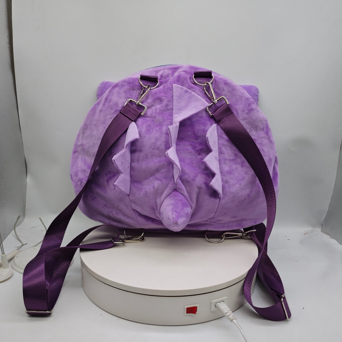 3503Stella's tweet image. 🎒Custom Plush Backpack💜
Custom the plush colour, pattern and transparent window shape and size according to your preference, realize the unique design concept, makes it a unique and heartfelt choice for your own use or as a gift. Come and customise your own bag!
#plushbackpack