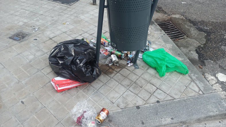 amicsdelalletja's tweet photo. #laveudelalletjor: 48h i tot segueix igual al carrer Maragall #lleida @LleidaB https://t.co/dE5P3GfsWb