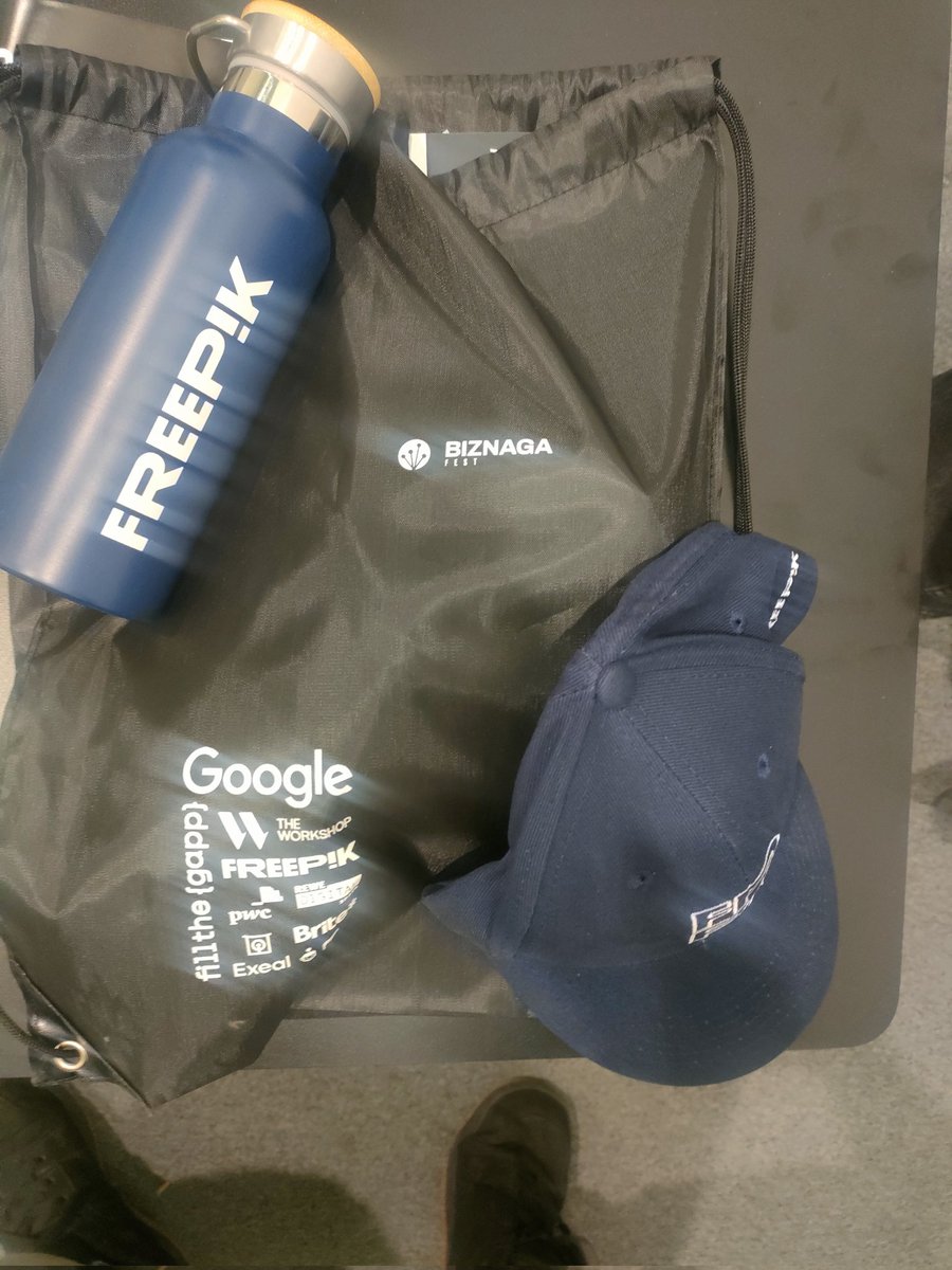 Dani_ElPitu's tweet image. #biznagafest24 empezamosss
@freepik