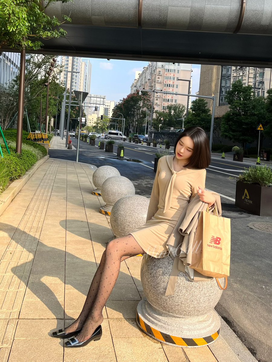 穿点特别的～ https://t.co/tbkPaDegaT