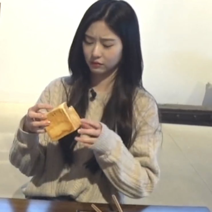 Yuttchaco's tweet image. この即落ち2コマいつみてもミンジュ不憫すぎて笑うwwwww