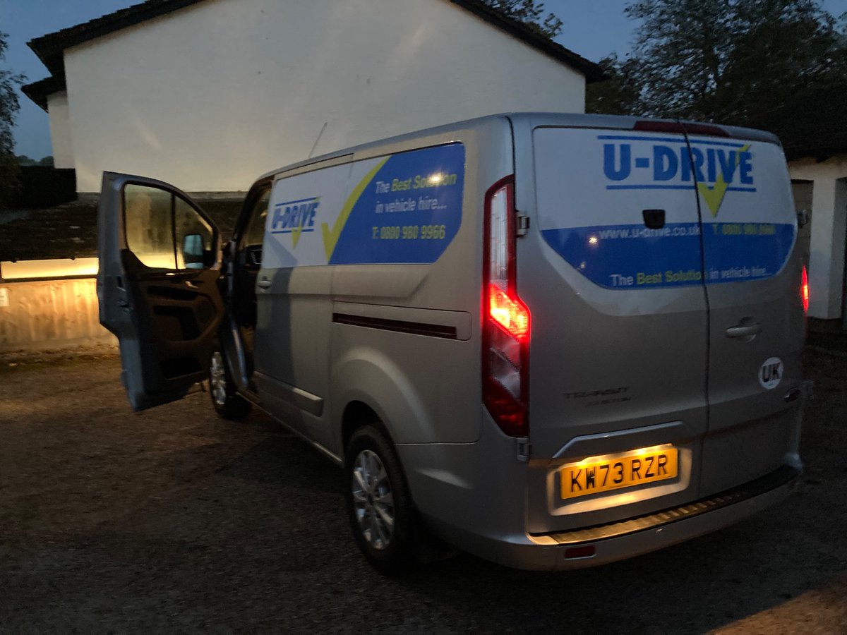 Lucy Bell tweet media