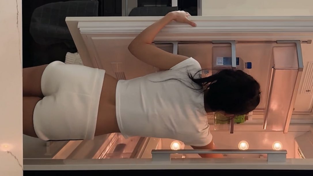 jenniepics's tweet photo. BODYYYY https://t.co/XJhdxXBaNR