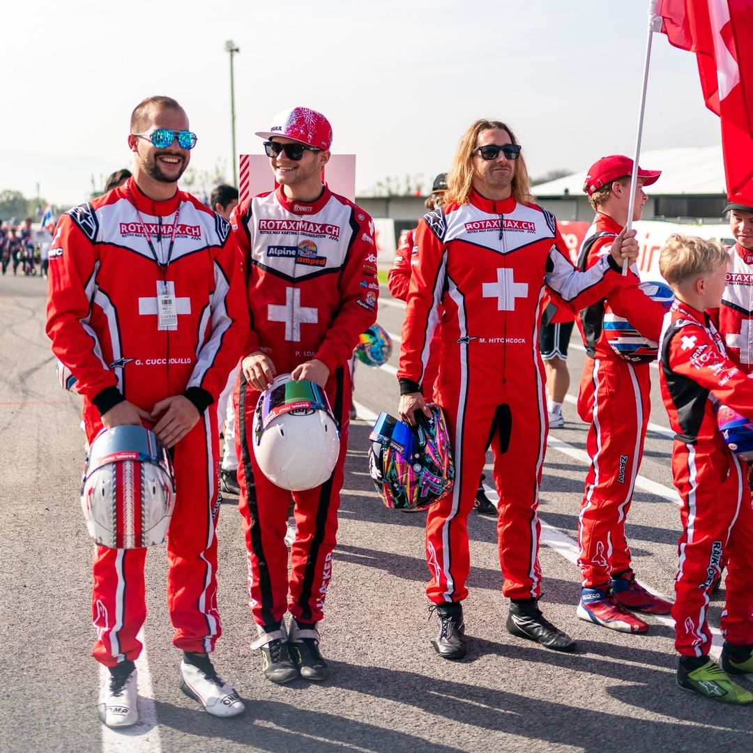 KimsterIndo's tweet photo. Good luck for today's race. Go Robin! https://t.co/m2vp2ZXPUH