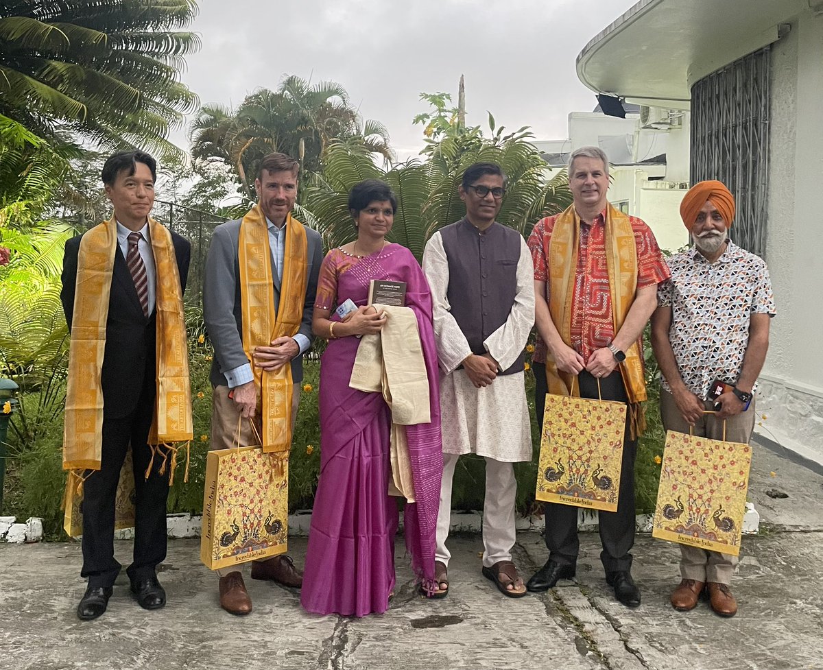Deeply honored to host the Global Humanitarian &amp; Spiritual Leader <a href="/gurudev/">Gurudev Sri Sri Ravi Shankar</a> Sri Sri Ravi Shankar <a href="/ArtofLiving/">The Art of Living</a> and Acting Prime Minister 🇫🇯 <a href="/FijiGovernment/">Fiji Government</a> Hon. <a href="/ViliameGavoka/">Viliame Gavoka</a> @ India House today. Some pictures from the most memorable evening with Gurudev and Hon. Acting PM.🙏🏼🙏🏼🙏🏼