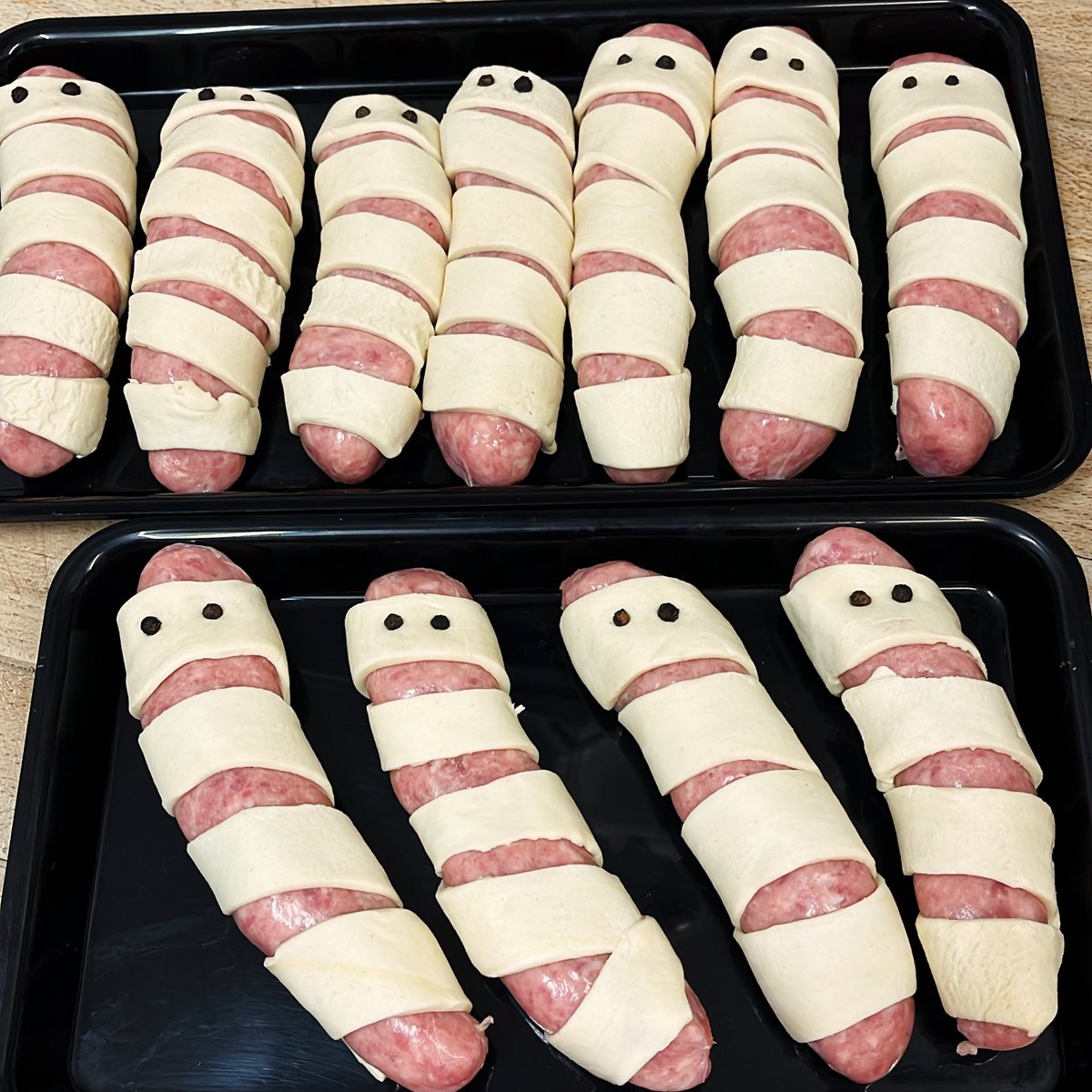 Made some of our spooky 👻 
#sausage #mummies with #Halloween 🎃🎃🎃 coming up #didsbury 🎃🎃🎃