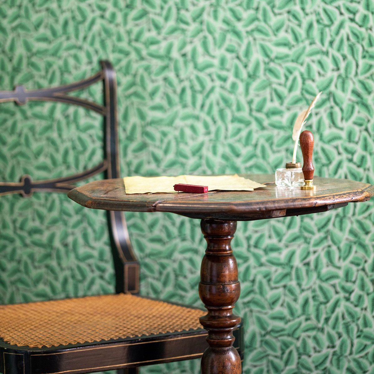 ‘I am not at all in a humour for writing; I must write on till I am.’

✍ #JaneAusten writing to her sister Cassandra, #onthisday in October 1813.